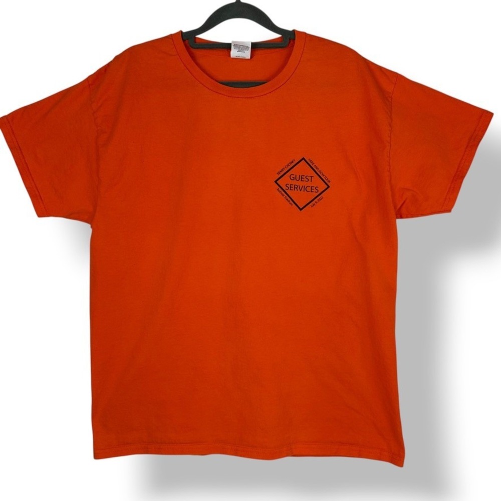 Kenny Chesney Guest Svcs Event Staff Orange T Shirt Here and Now Tour Bobcat